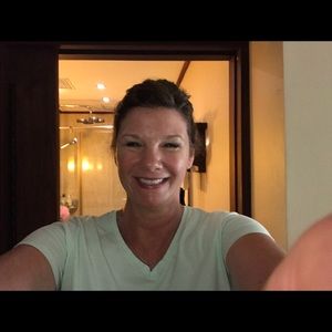 Meet your Posher, Christy